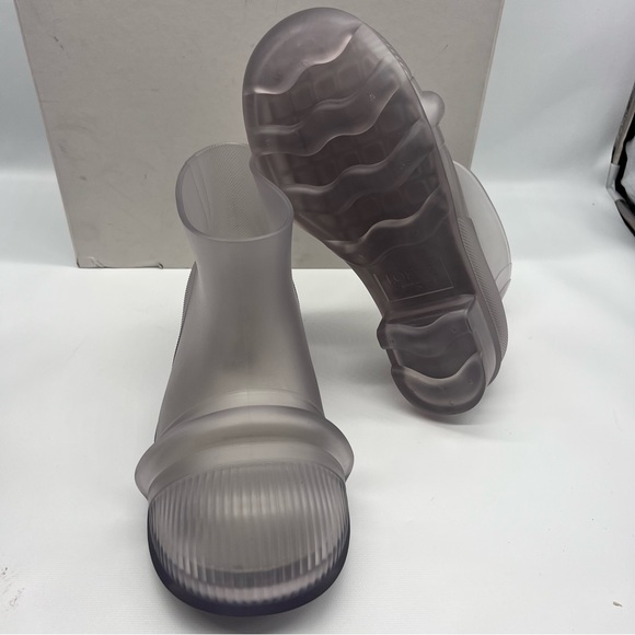 LOEWE Slip-On translucent Rubber Boots size 8.5 NEW - Picture 4 of 9